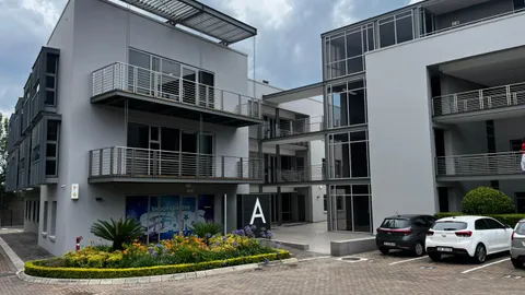 Corner Main Office Park